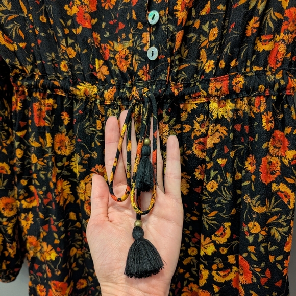 Olivaceous Fall Colors Romper size M - Picture 4 of 7